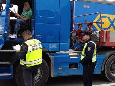Provedena akcija nadzora teretnih vozila i autobusa u suradnji sa Prometnim inspektoratom Republike Slovenije